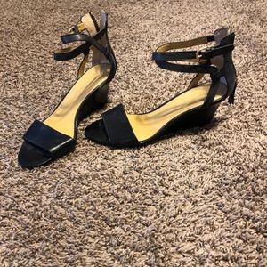 Like new Nine West wedge sandal